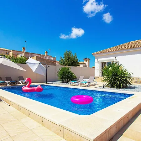 3 Bedroom Gorgeous In *