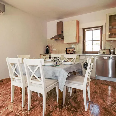 3 Bedroom Gorgeous In Holiday home Orihuela