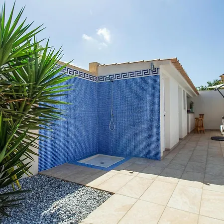 3 Bedroom Gorgeous In *